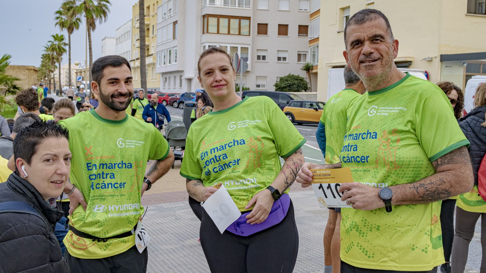 Búscate entre las fotos de la X carrera Cádiz en marcha contra el cáncer