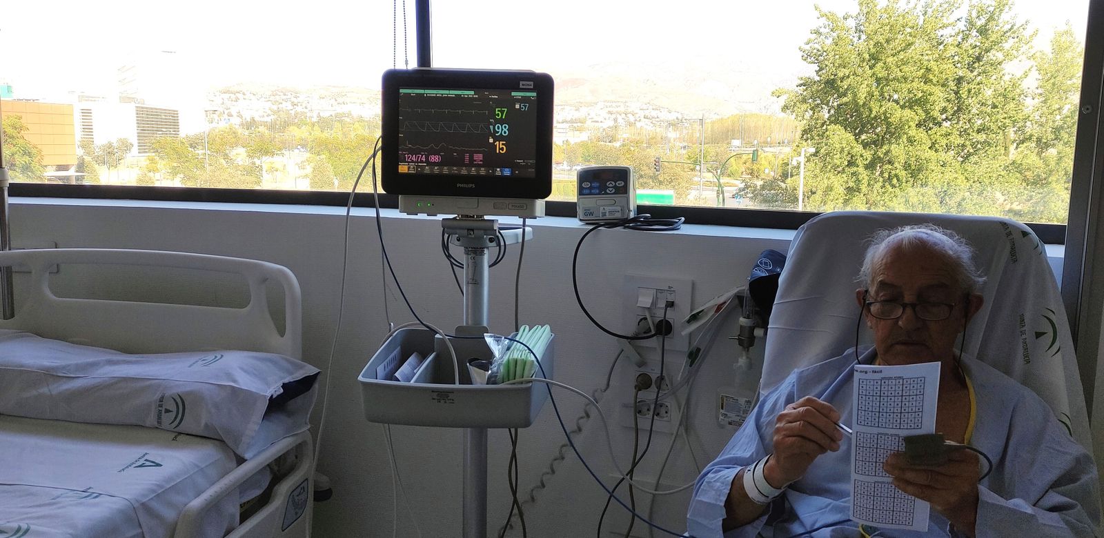 Una huella muy humana y muy visual: una enfermera granadina se hace con el premio de FotoEnfermería