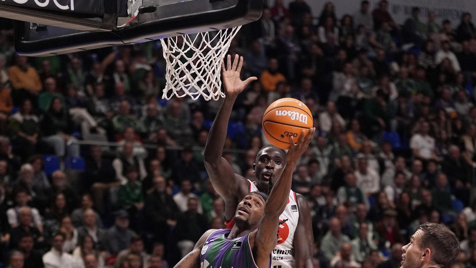 El Unicaja-Casademont Zaragoza, en fotos