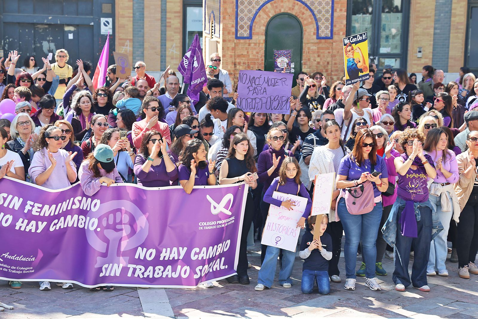 8M: Las fotografías de la manifestación del Día de la Mujer