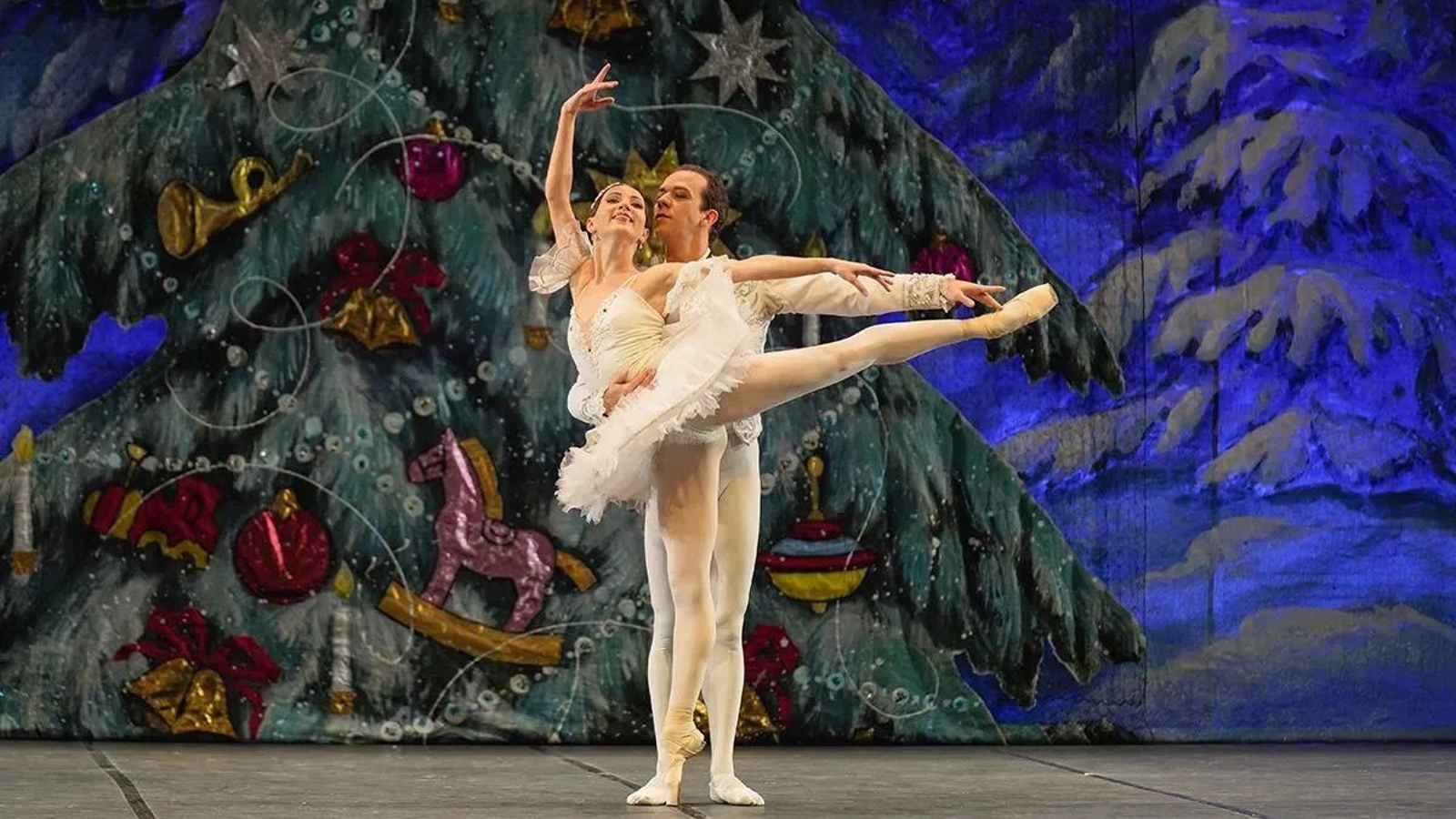 El Ballet de Kiev trae la magia de El Cascanueces a La Línea.