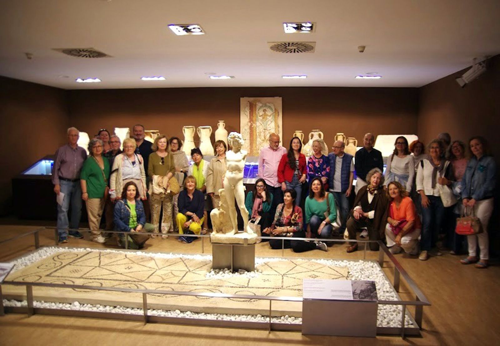 Amigos de la Alcazaba en el Museo de Almeria.