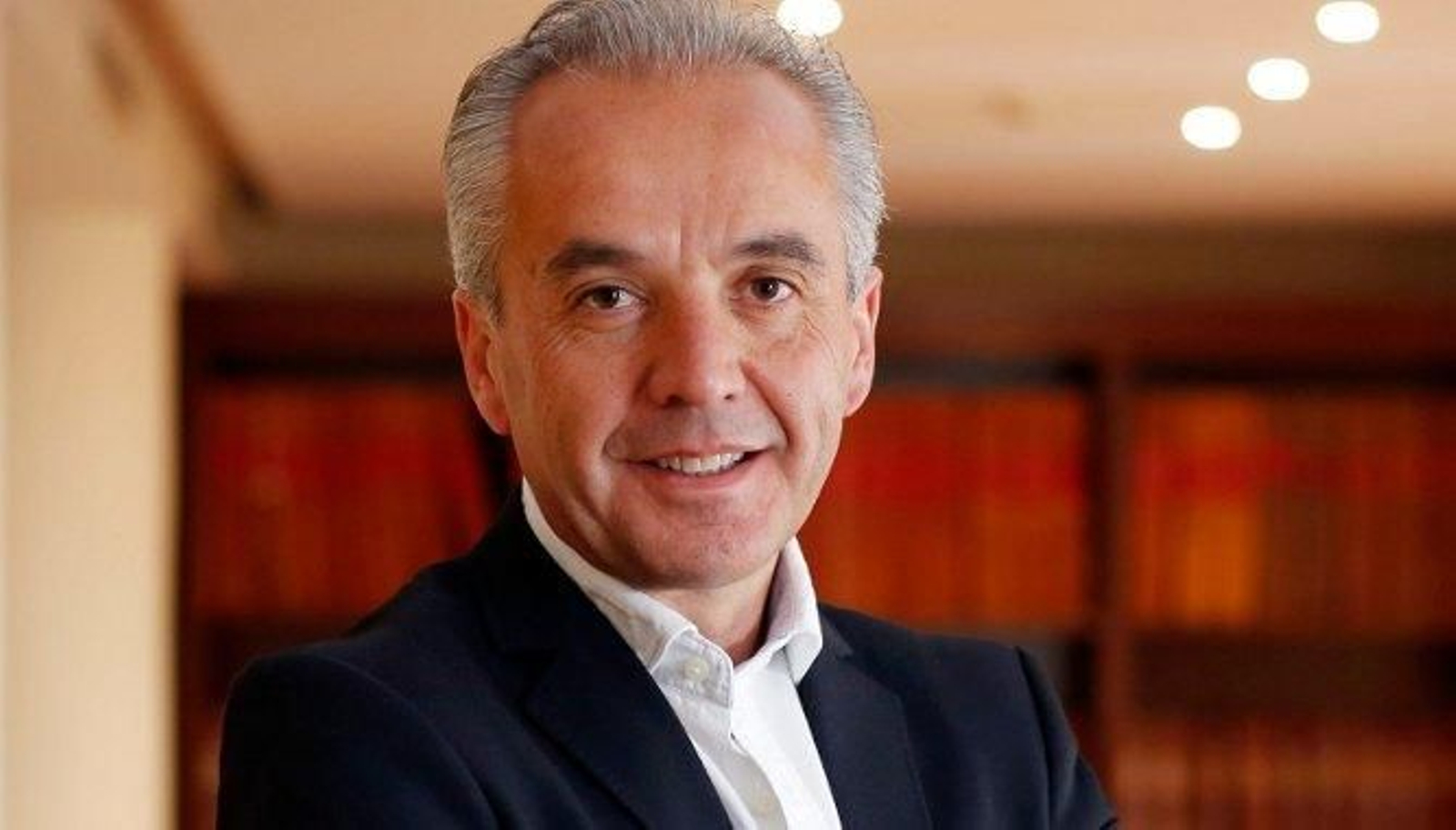 Alfonso Moscoso, fotografiado el pasado jueves en la hemeroteca de 'Diario de Cádiz'.