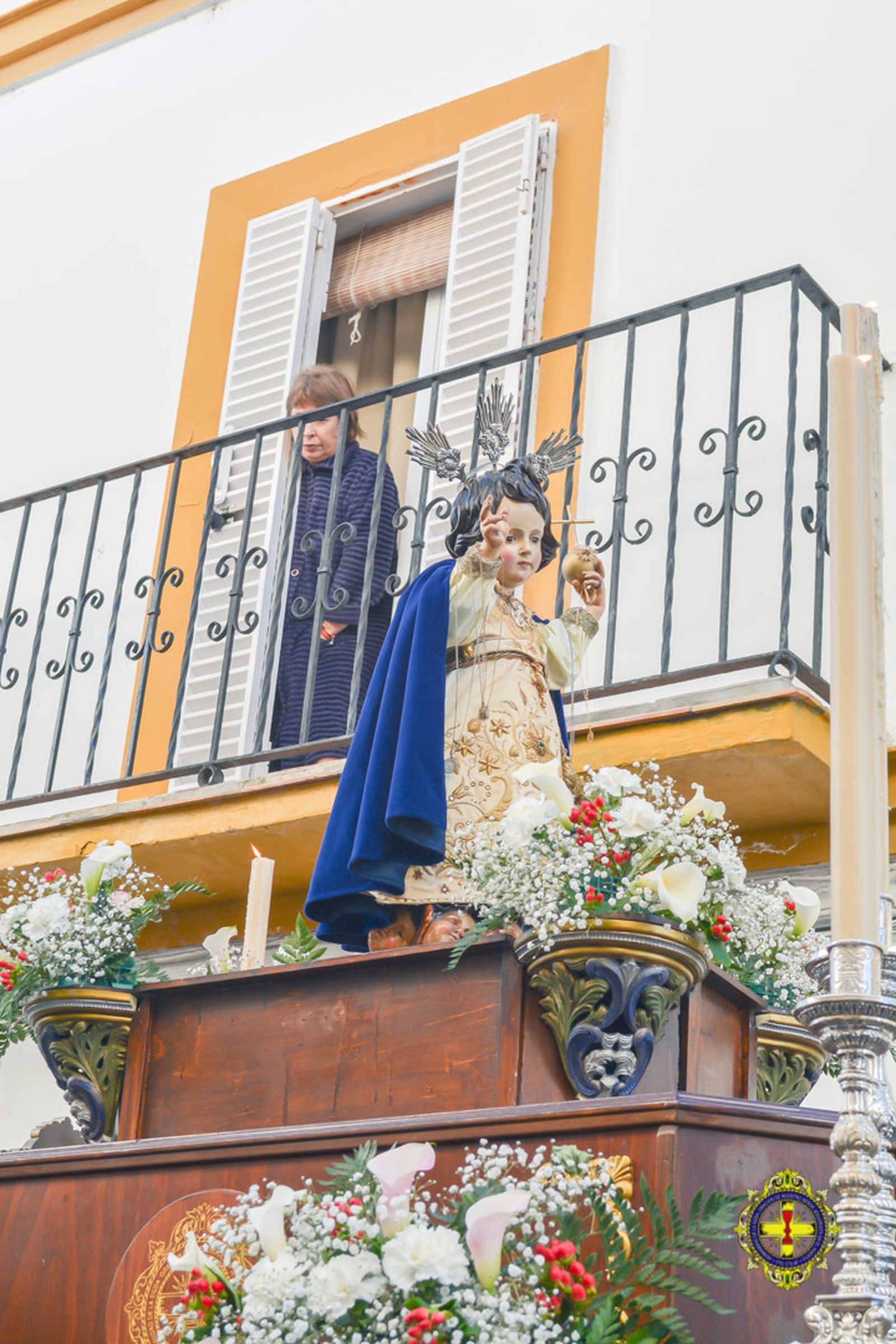Una bonita estampa del paso de la procesión.