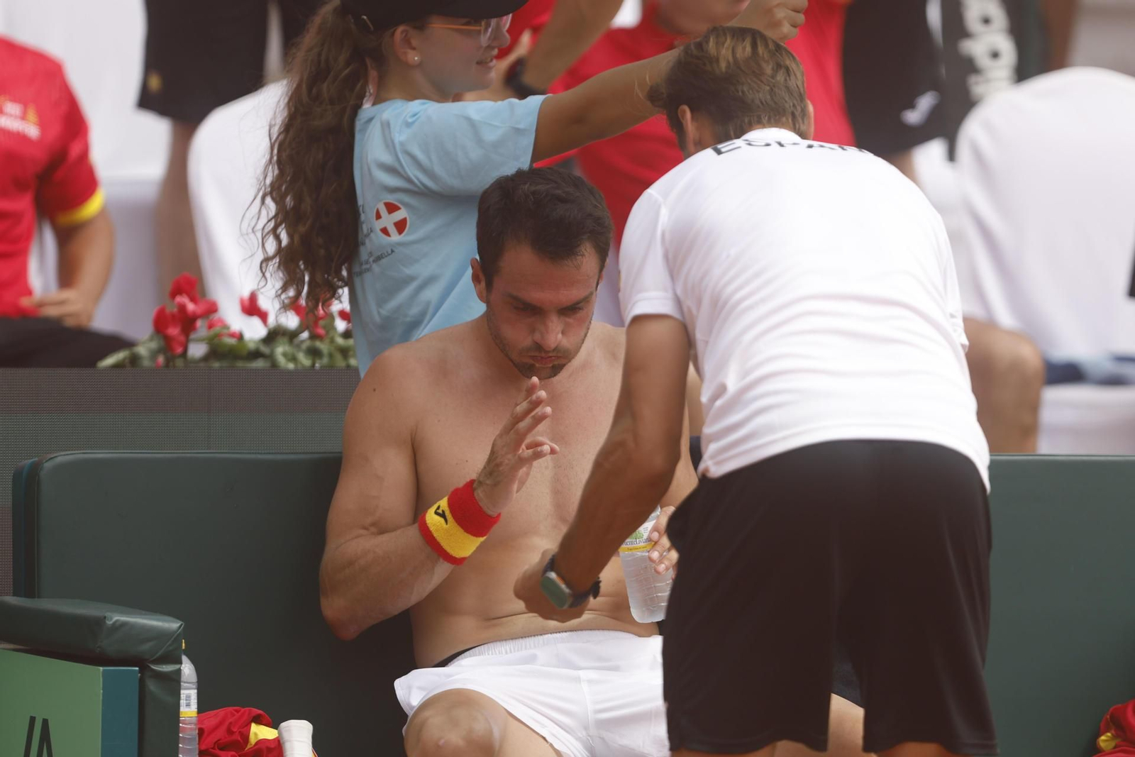 Un Pedro Martínez impecable iguala la eliminatoria de Copa Davis en Marbella (6-1, 4-6 y 7-6)