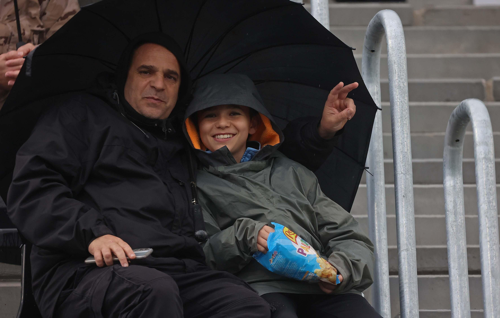 Búscate en el Ciudad de La Línea durante el Balona - Vélez de Segunda RFEF