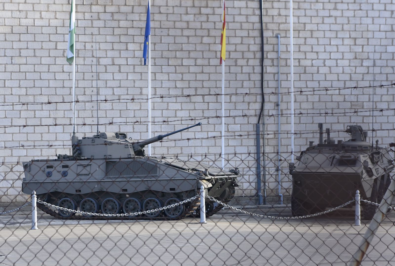 La concentración de trabajadores de la Factoría de Santa Barbara, en imágenes