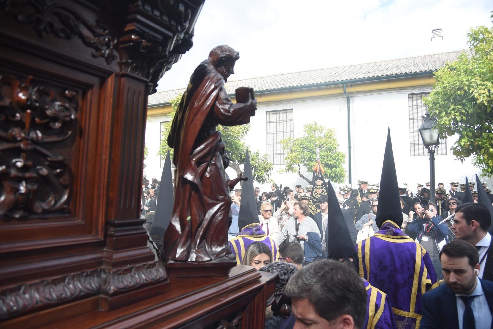 La procesión del Caído en este Jueves Santo de Córdoba, en imágenes
