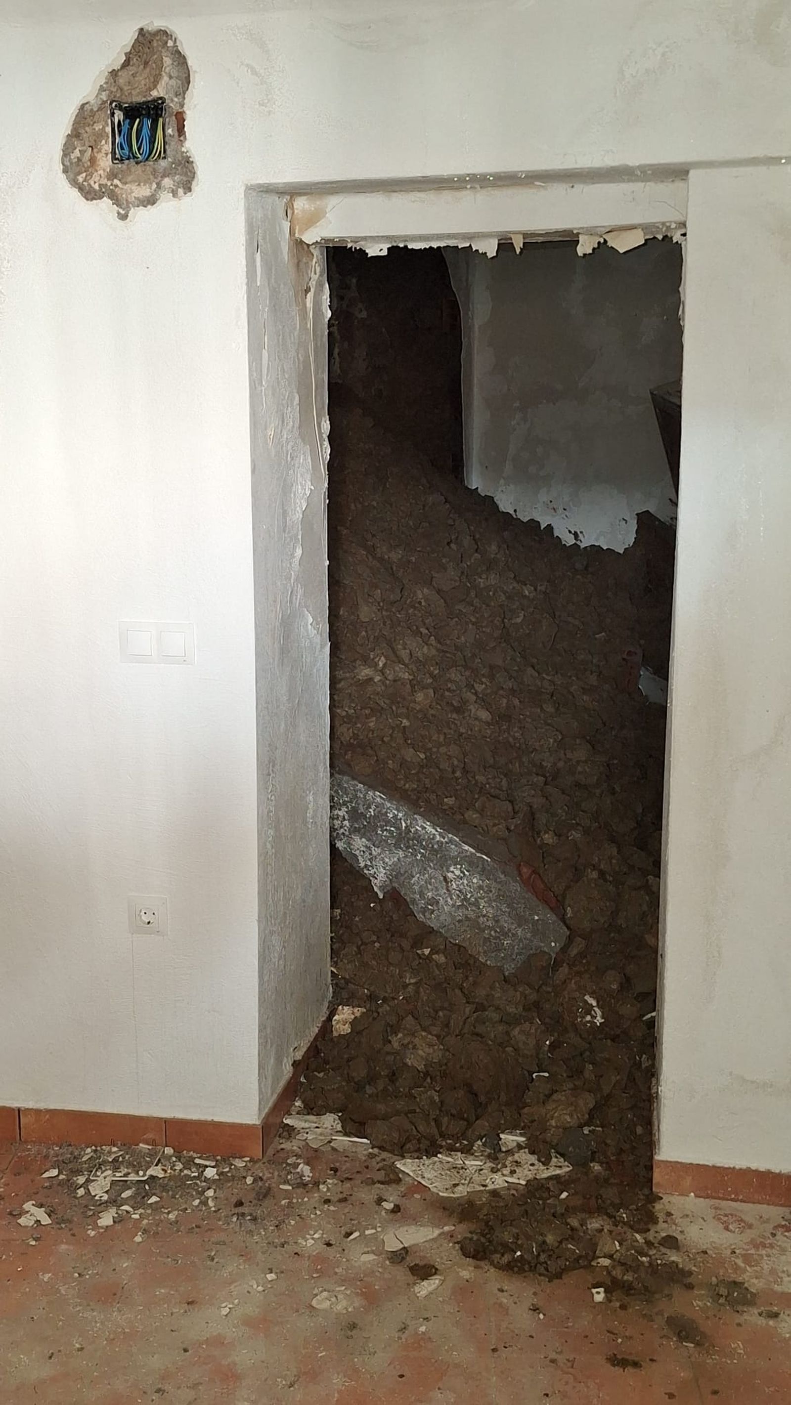 Derrumbe en una de las casas cueva