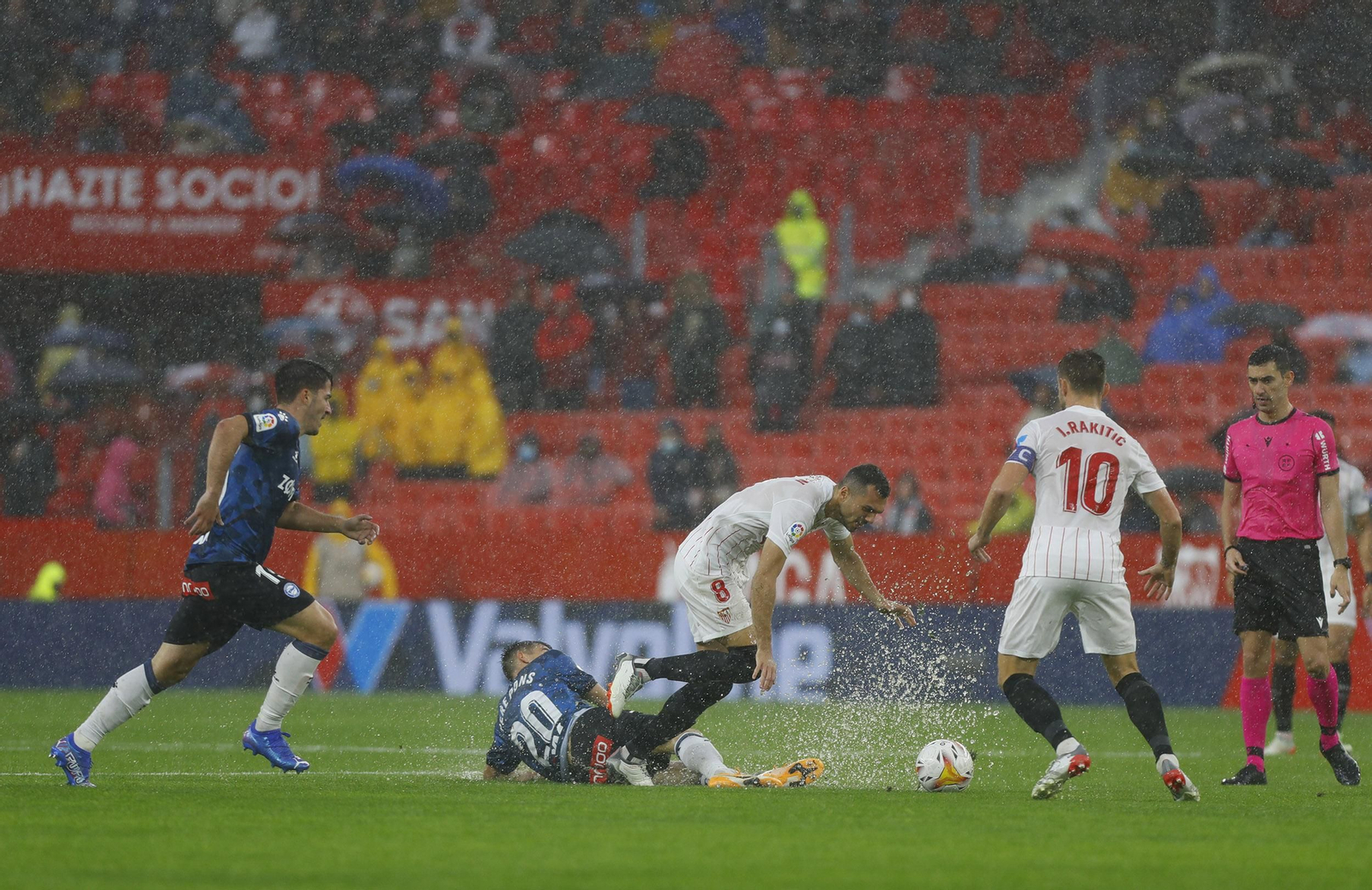 Las imágenes del Sevilla-Alavés