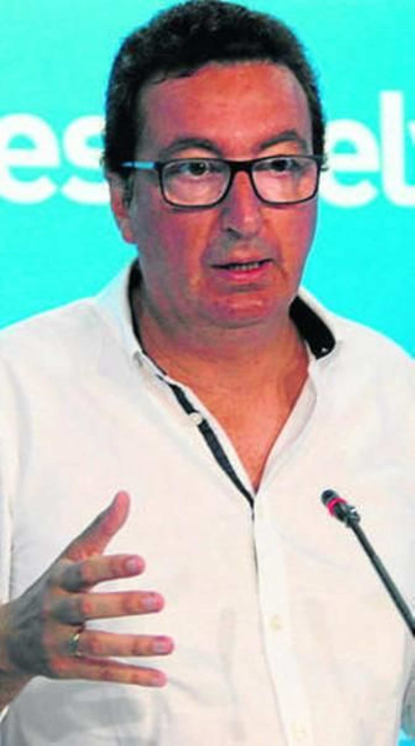 Manuel Andrés González.