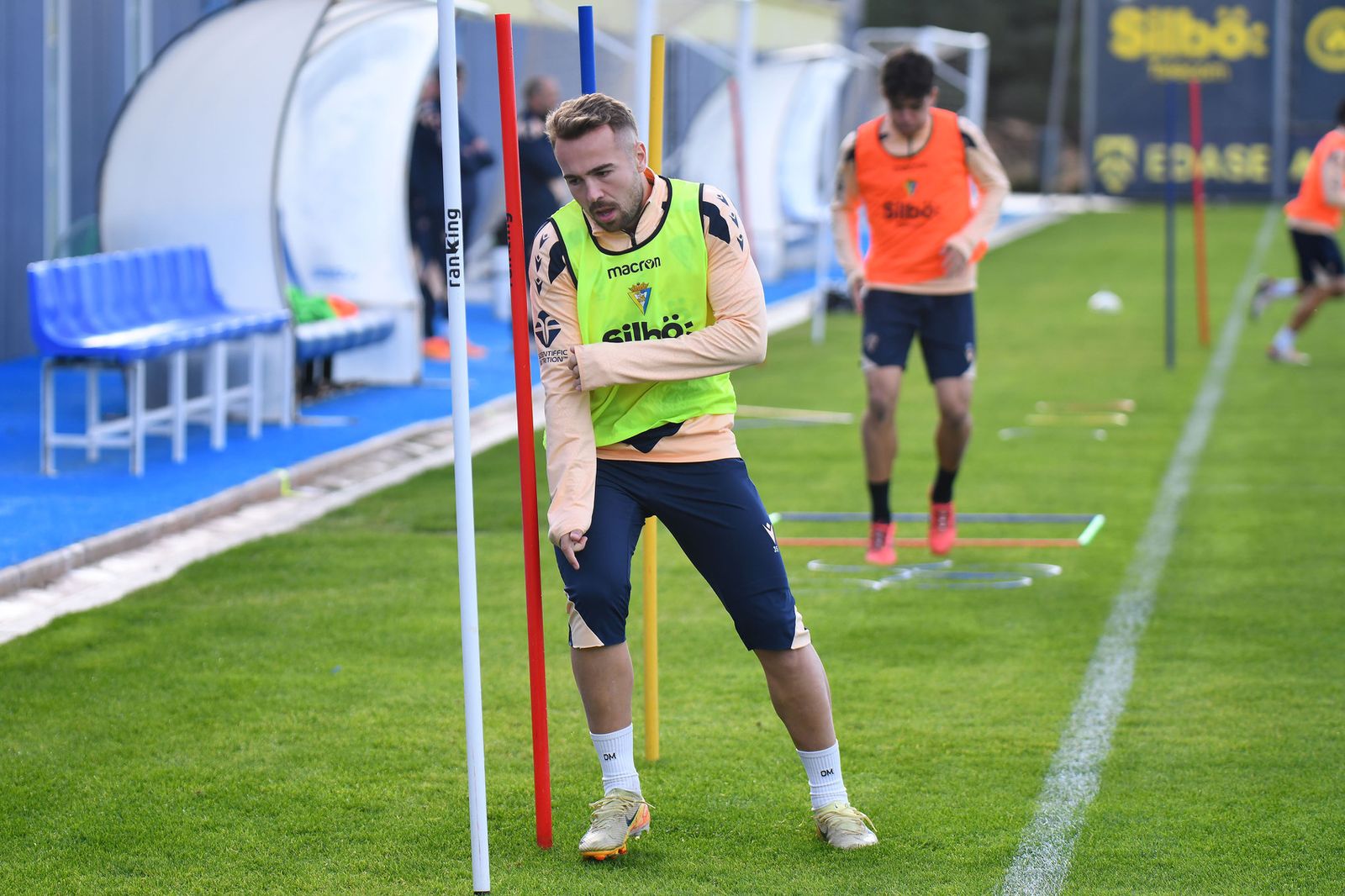 Ontiveros estará una semana fuera del terreno de juego.