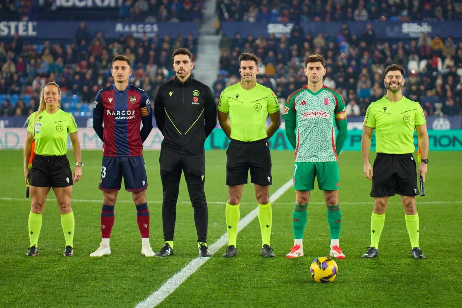 Las mejores imágenes del Levante-Granada CF