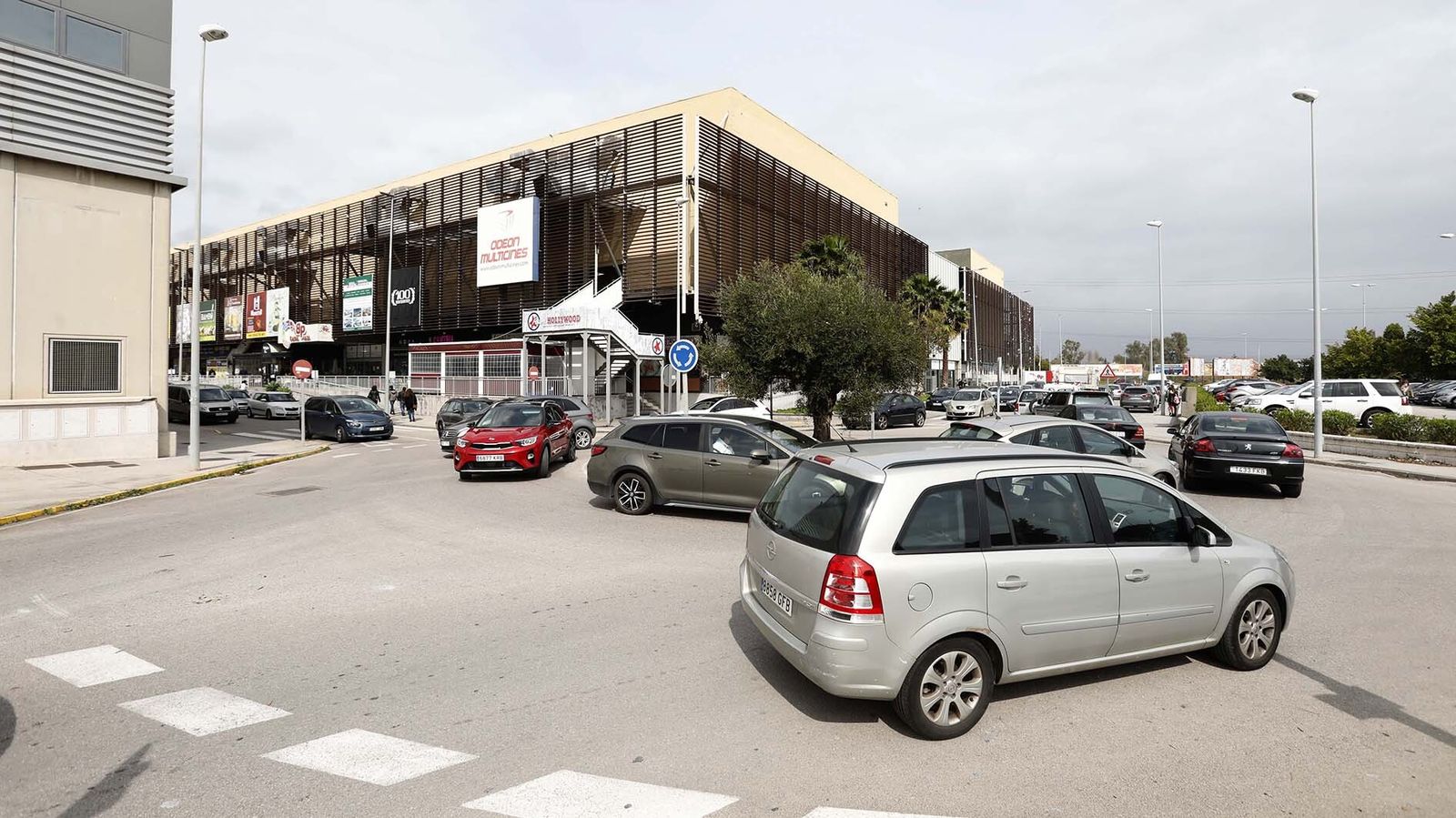 Las fotos del polígono de Palmones, tras el levantamiento del cierre  perimetral de Algeciras y Castellar