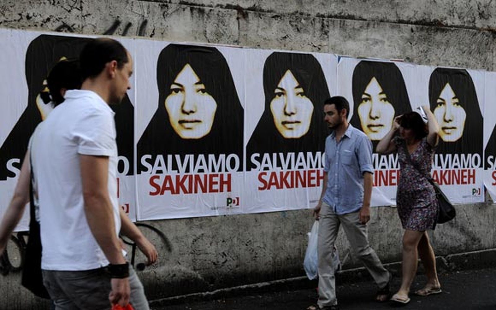 Las autoridades iraníes suspenden la pena de muerte contra Ashtiani