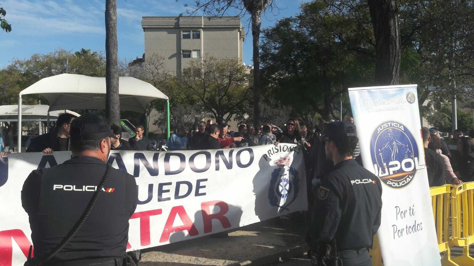 Las imágenes de la inauguración de la comisaría