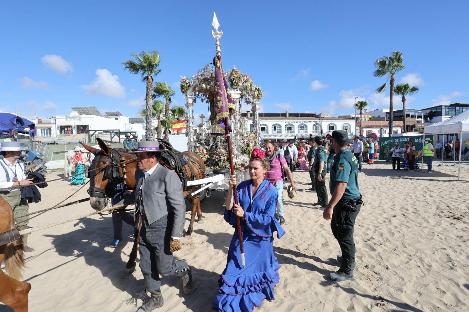 Imágenes del embarque de la Hermadad del Rocío de Jerez