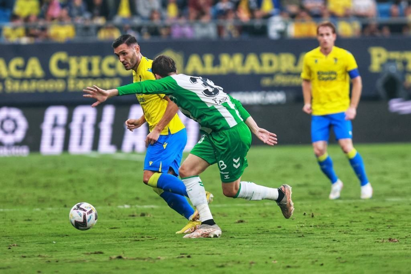 El partido del Cádiz C.F.-Real Betis, en imágenes