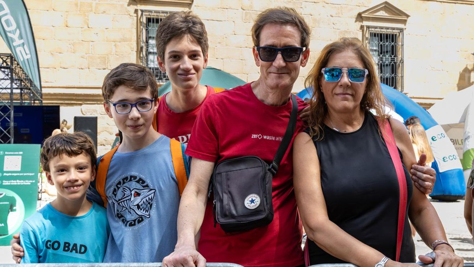 La salida de La Vuelta desde Úbeda, en imágenes