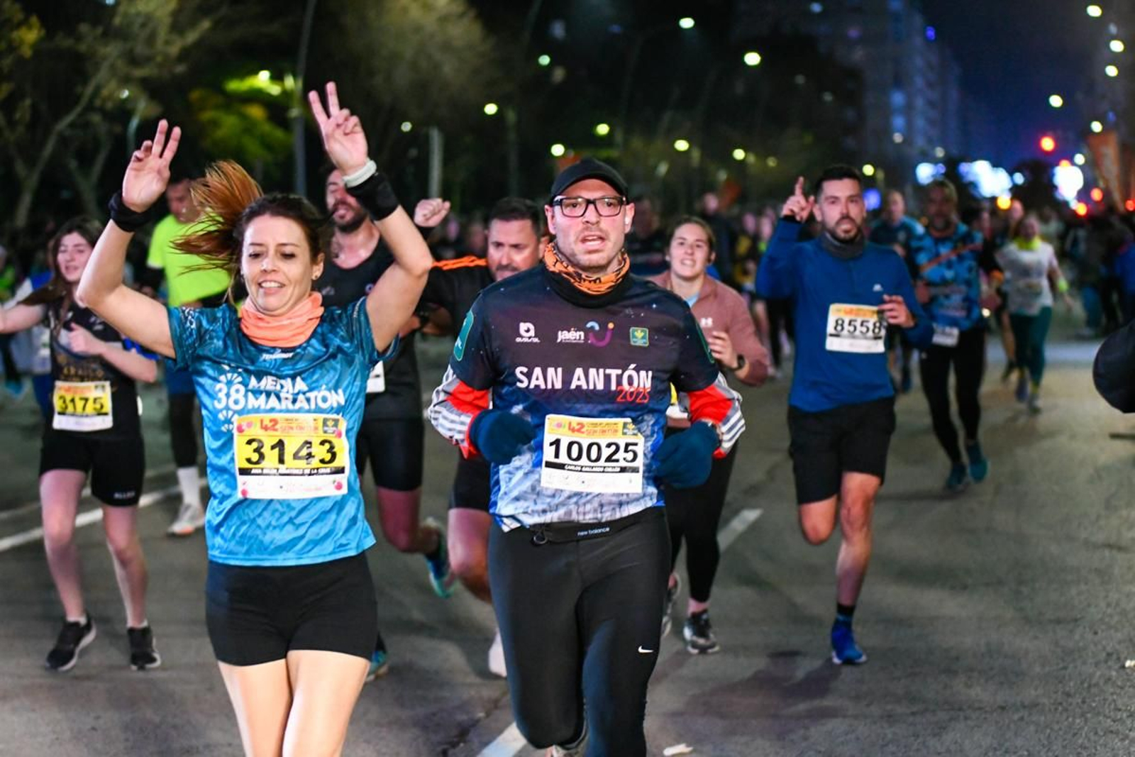 En imágenes: búscate en tu llegada a meta de la Carrera de San Antón 2025 (9)