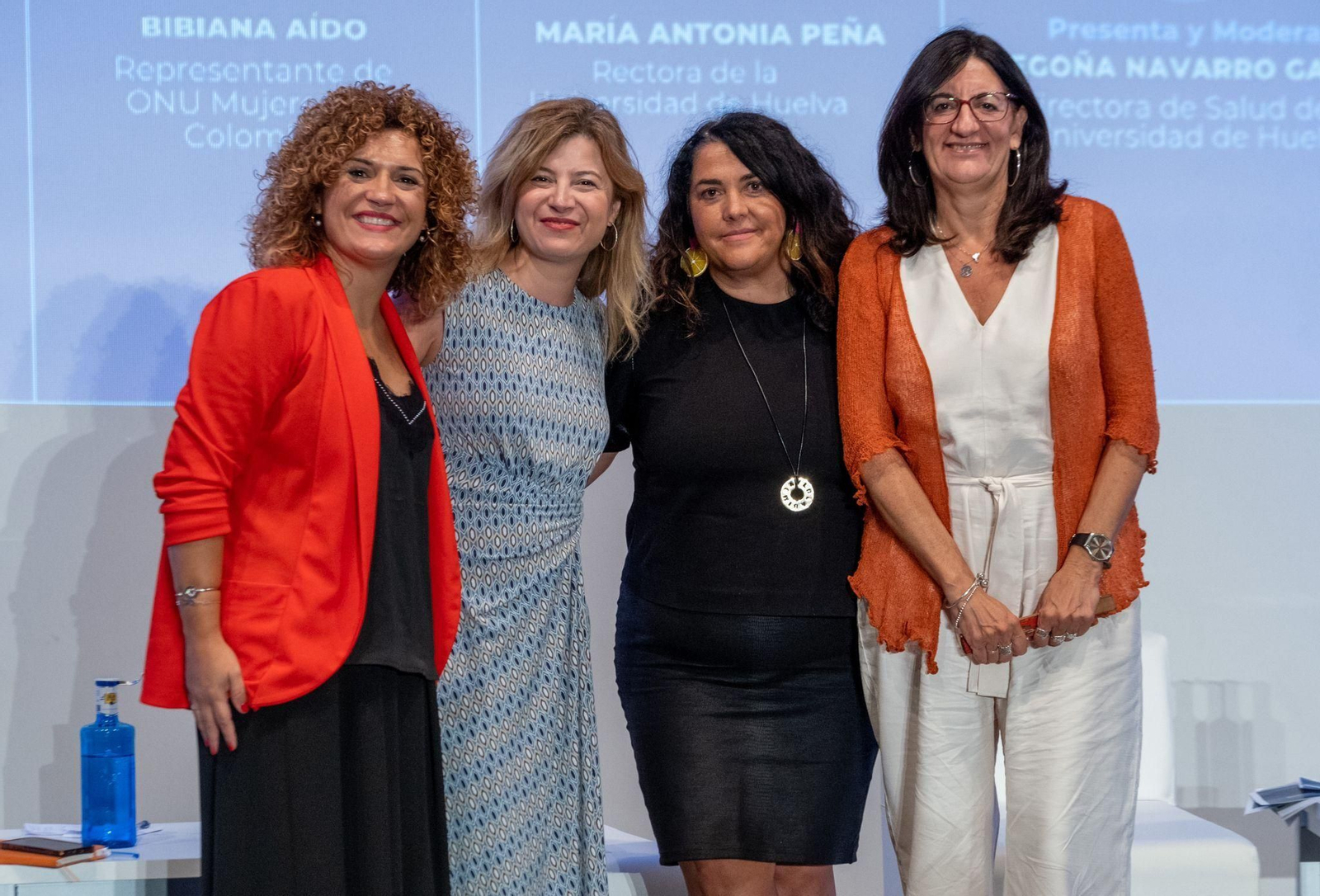 María Eugenia Limón, Bibiana Aído, Begoña Navarro y María Antonia Peña.