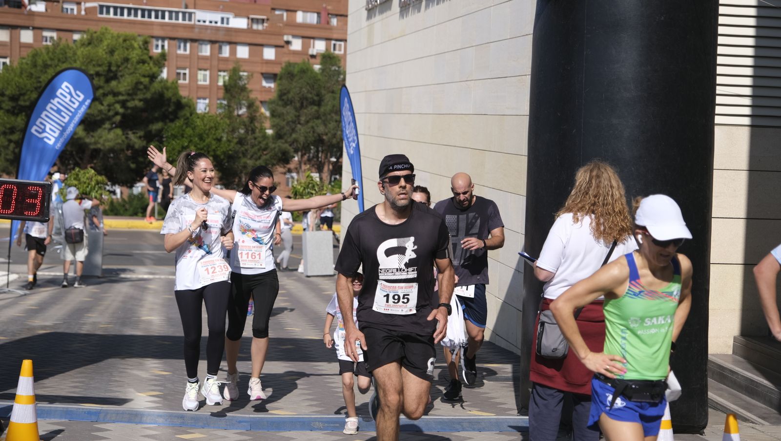 Imágenes de la II Carrera Sin Humo, en Almería