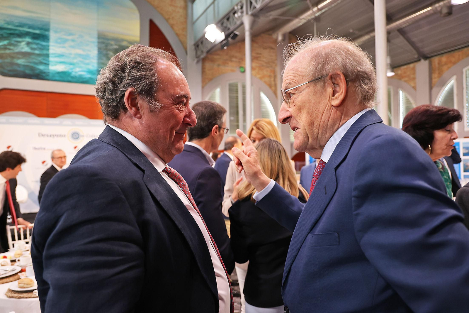 Imágenes de los invitados al desayuno-coloquio de Huelva Información patrocinado por Alter Enersun
