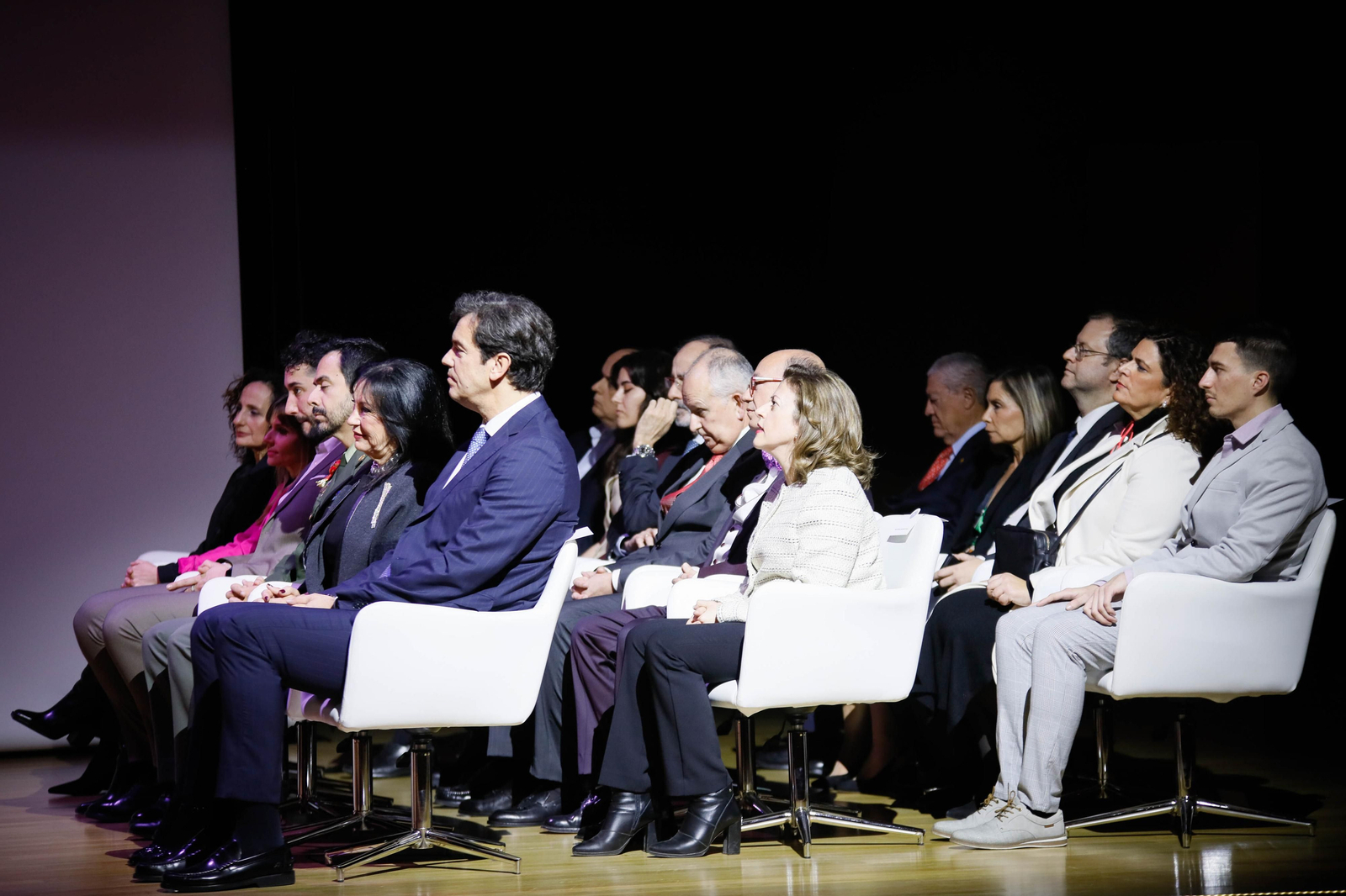 Imágenes del acto de reconocimiento a antiguos alumnos y amigos de honor en la UAL