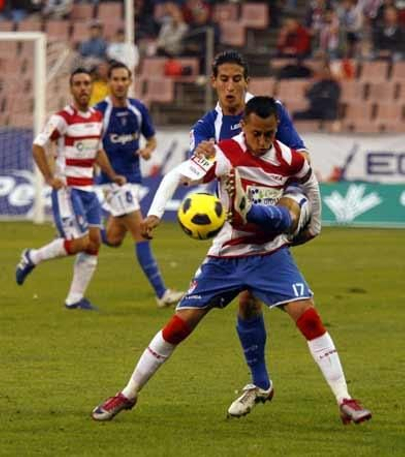 El Granada vence al Xerez en casa con un indiscutible 5-0

Foto: Pepe Villoslada