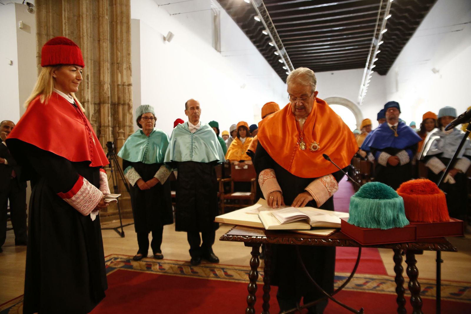 Cuadrado-Roura y Daniel Gile, honoris causa por la UGR