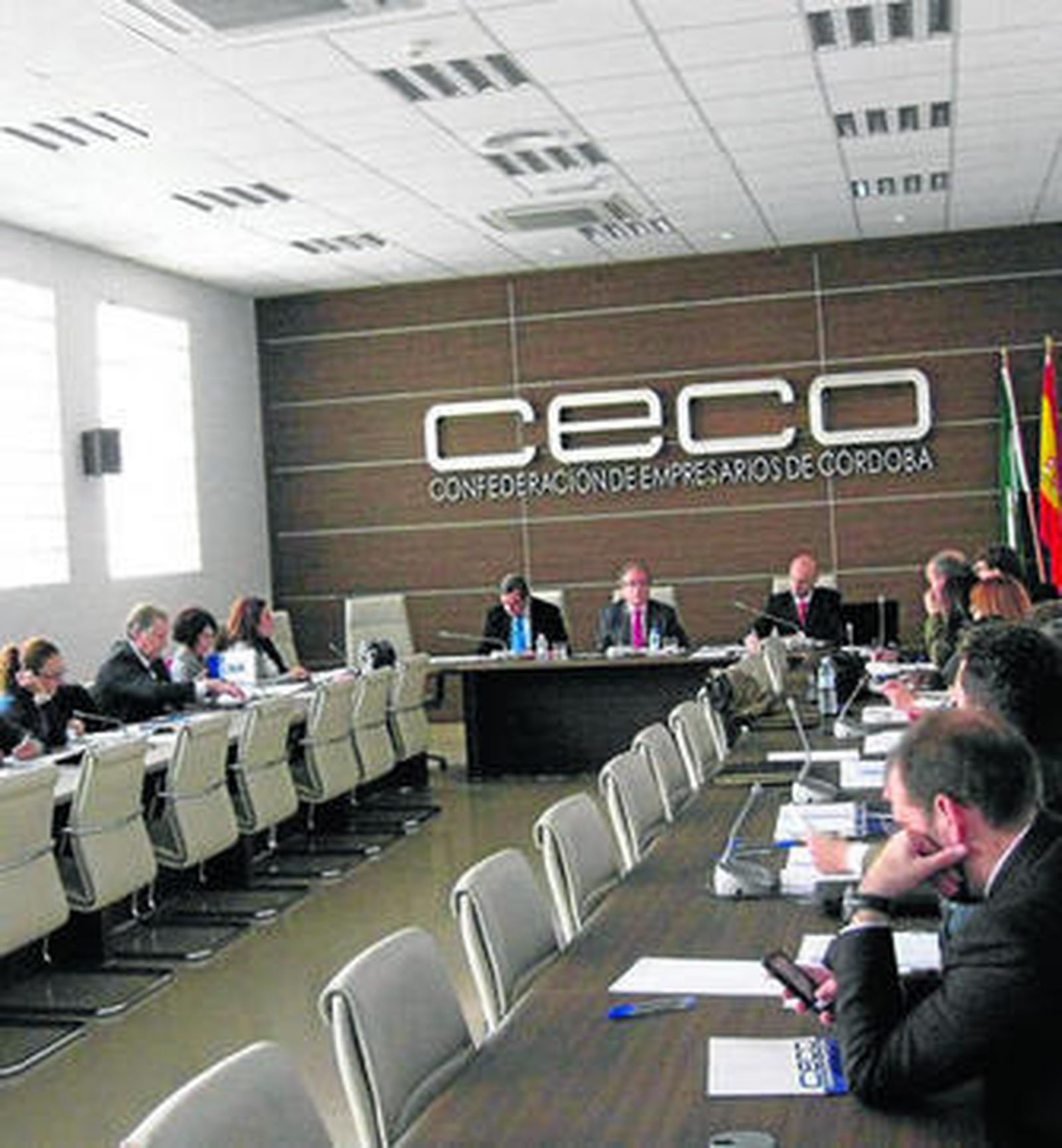 Uno de los momentos de la comisión de Relaciones Laborales y Formación.