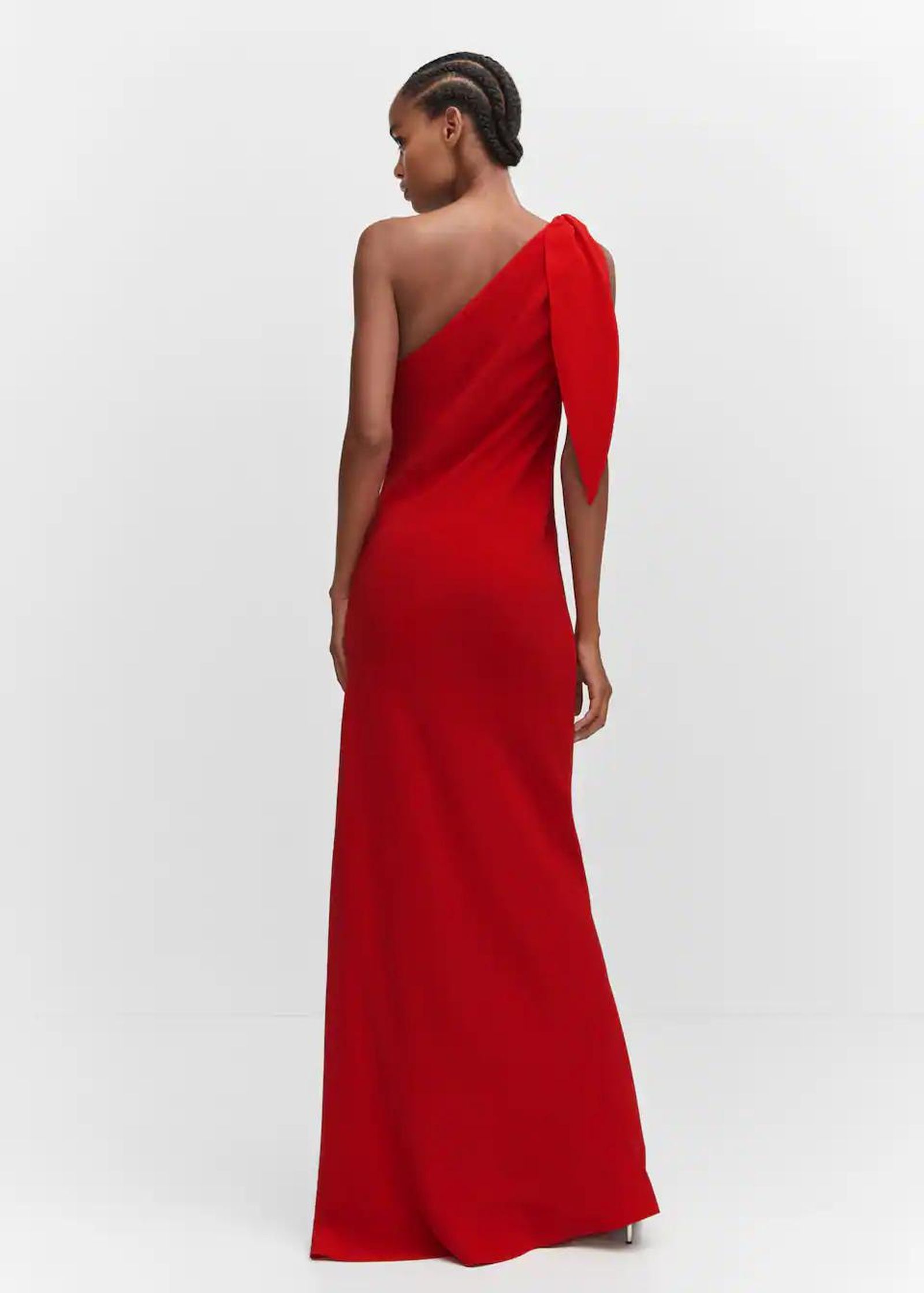 Vestido rojo de Mango.