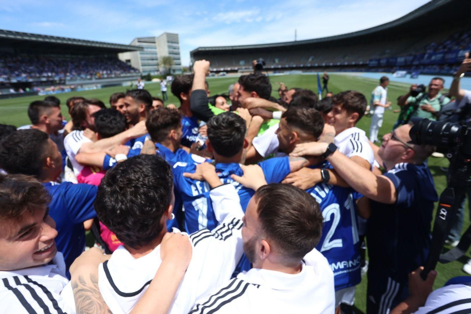 Imágenes de la celebración del Xerez CD del ascenso virtual a Segunda RFEF Imágenes de la celebración del Xerez CD del ascenso virtual a Segunda RFEF
