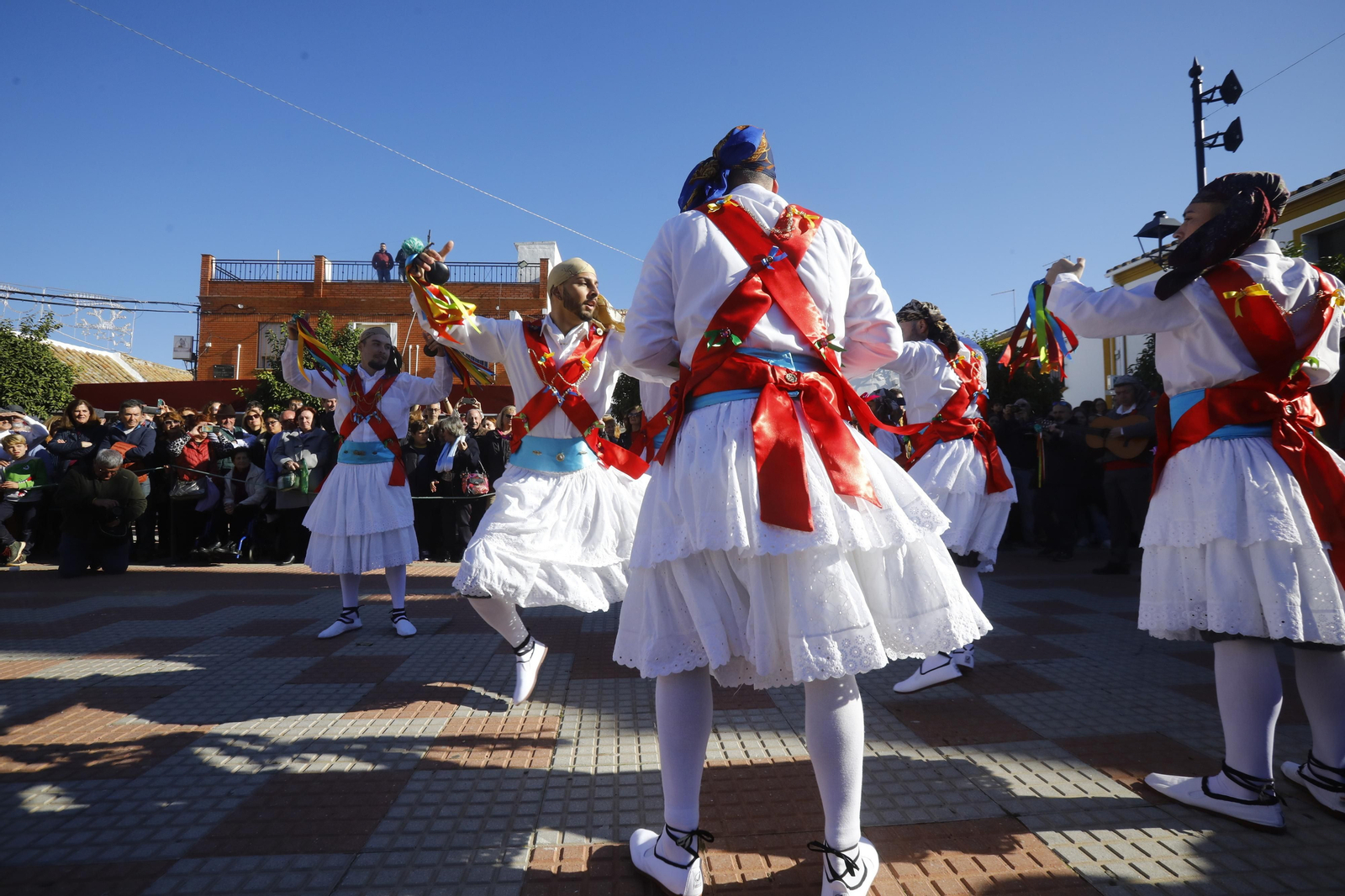 Las mejores fotografías de los tradicionales Danza de los locos y Baile del oso de Fuente Carreteros