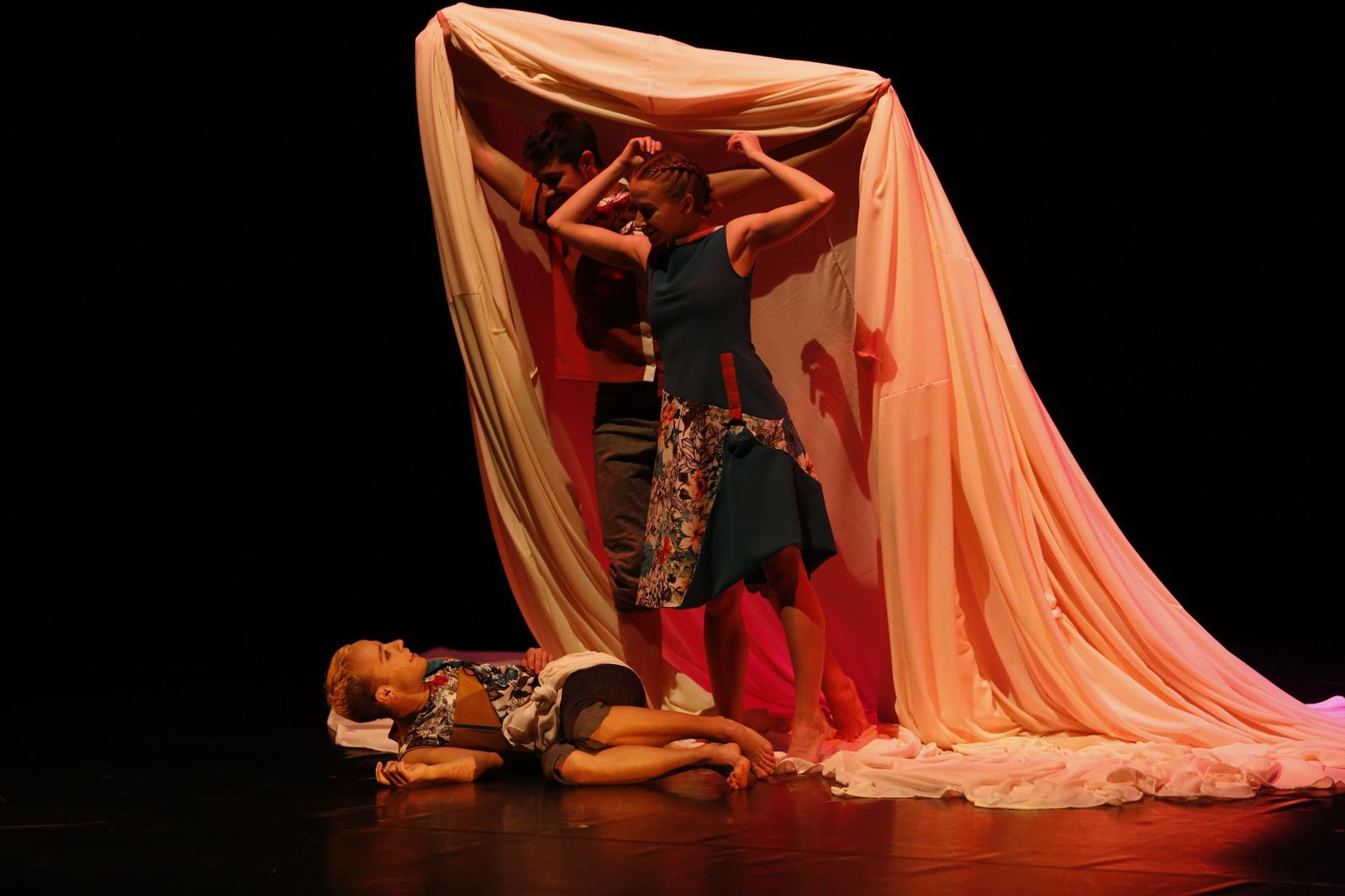 'Nudos', danza contemporánea para un público familiar