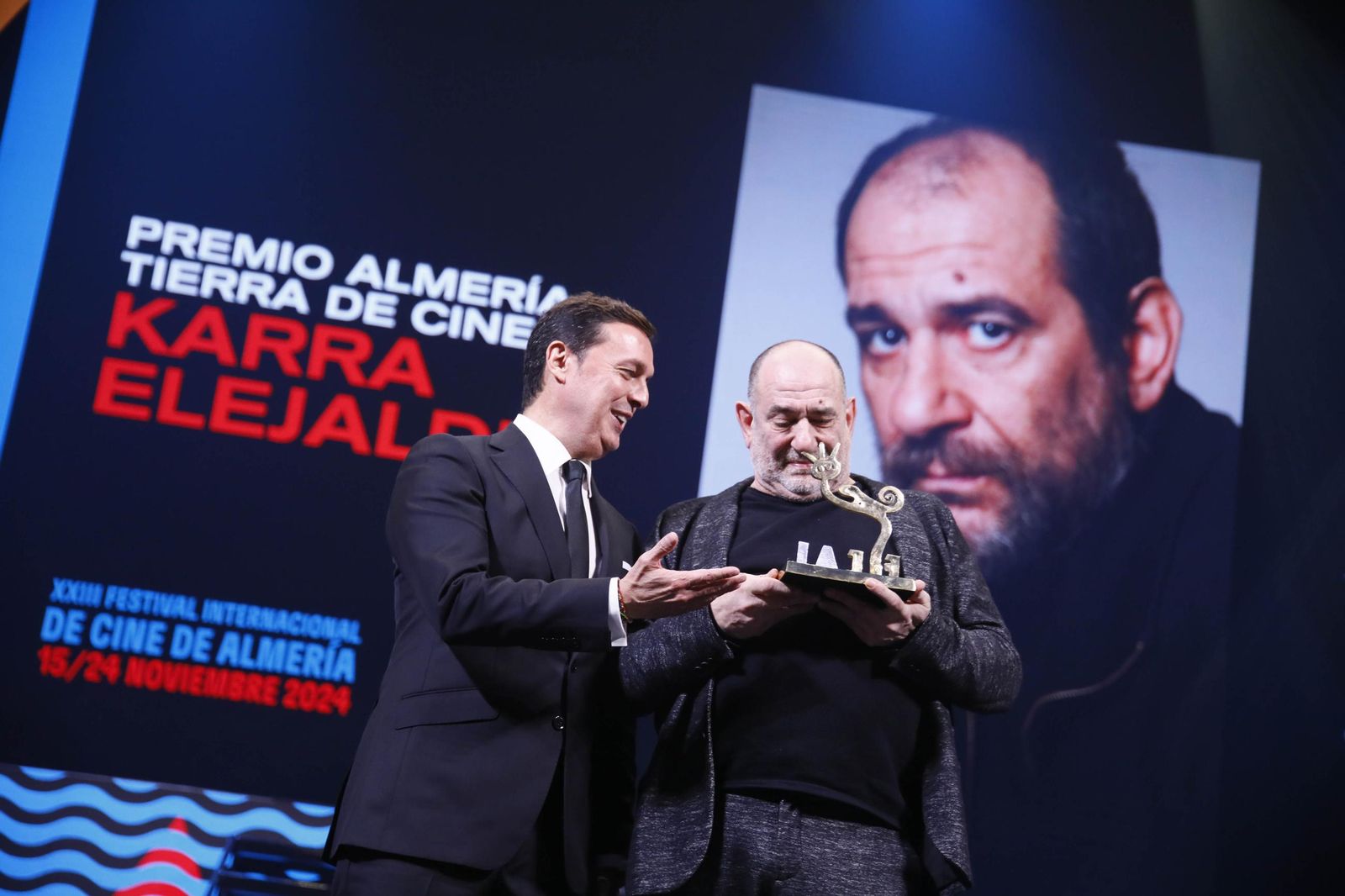 Las imágenes de la gala del Festival Internacional de Cine de Almería (Fical) con el premio 'Almería, tierra de cine' a Karra Elejalde