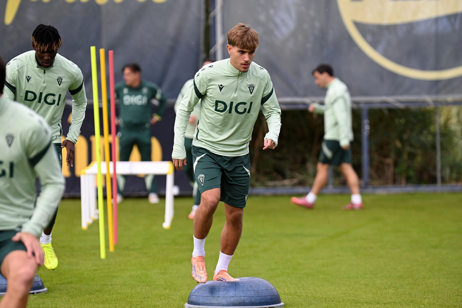 De la Rosa, en acción en un entreno.