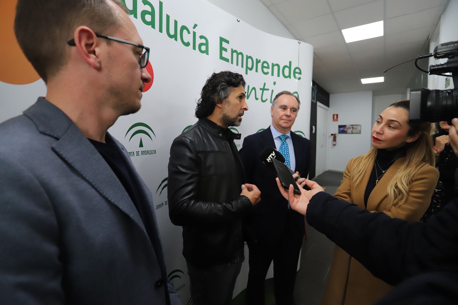 El cantaor Arcángel durante la presentación del coloquio 'El flamenco como esperanza'.