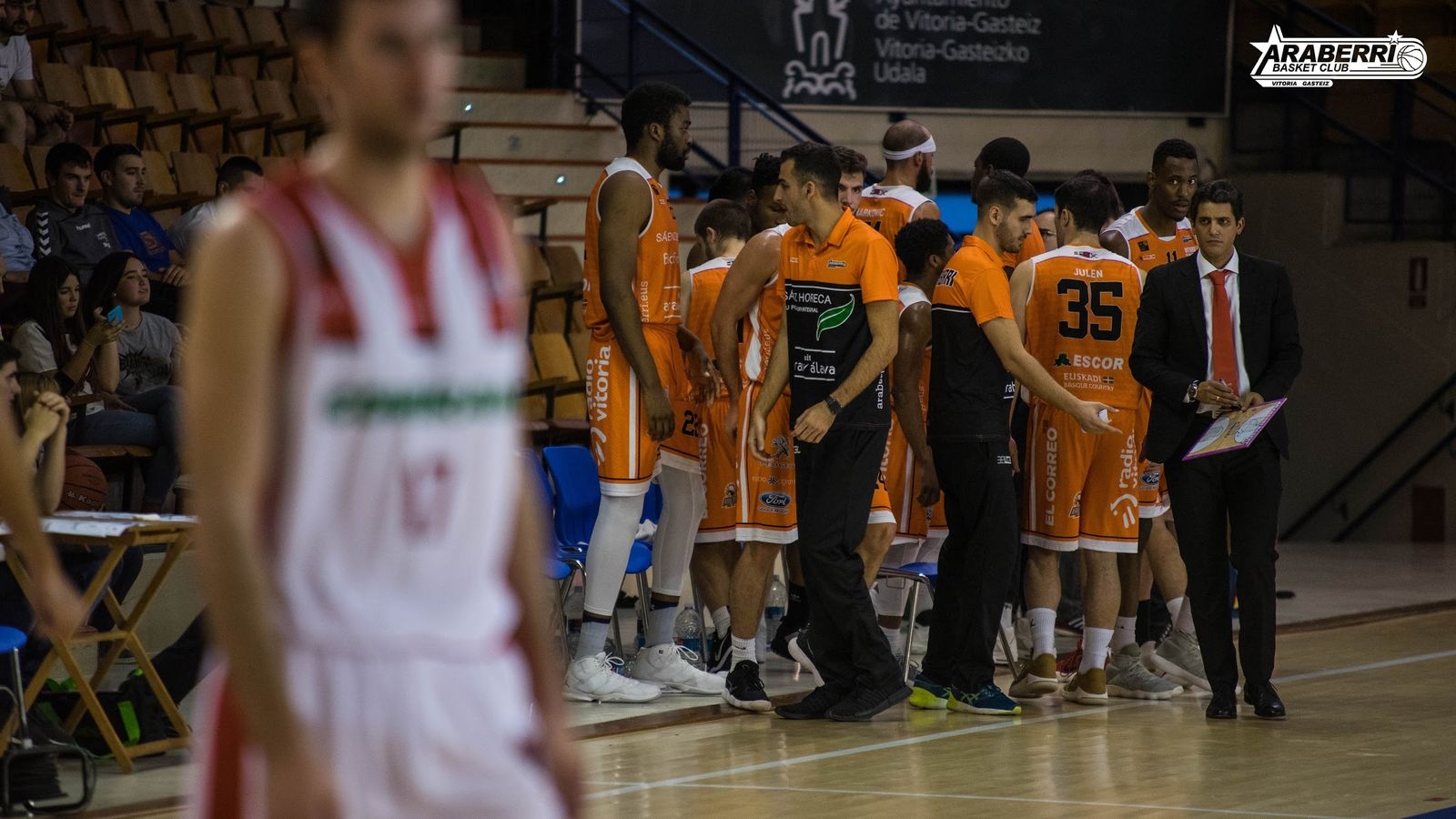 Antonio Herrera, en un partido con el Araberri.