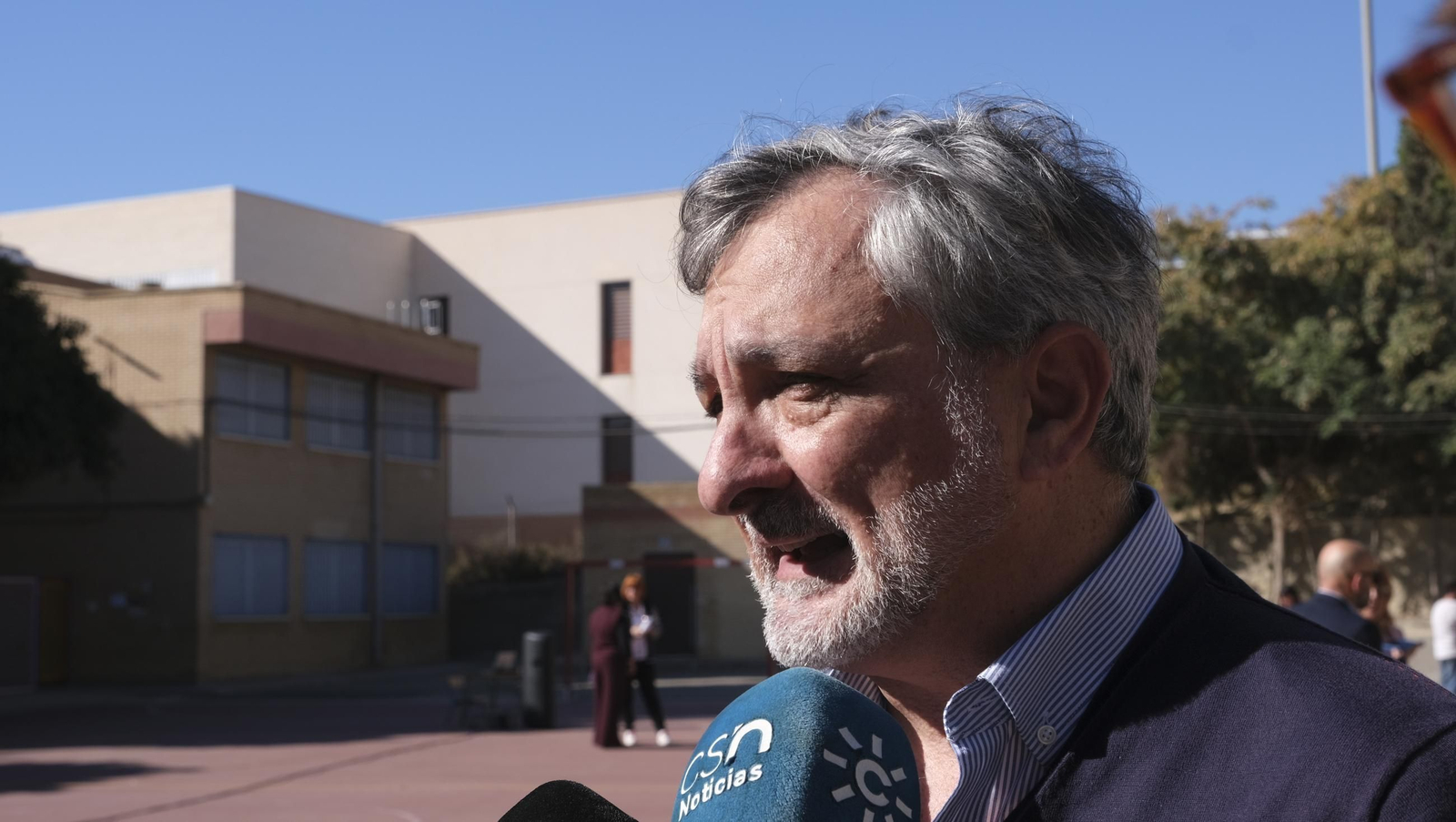 Día Internacional Contra el Cáncer Infantil en el CEIP 28 de Febrero, en imágenes