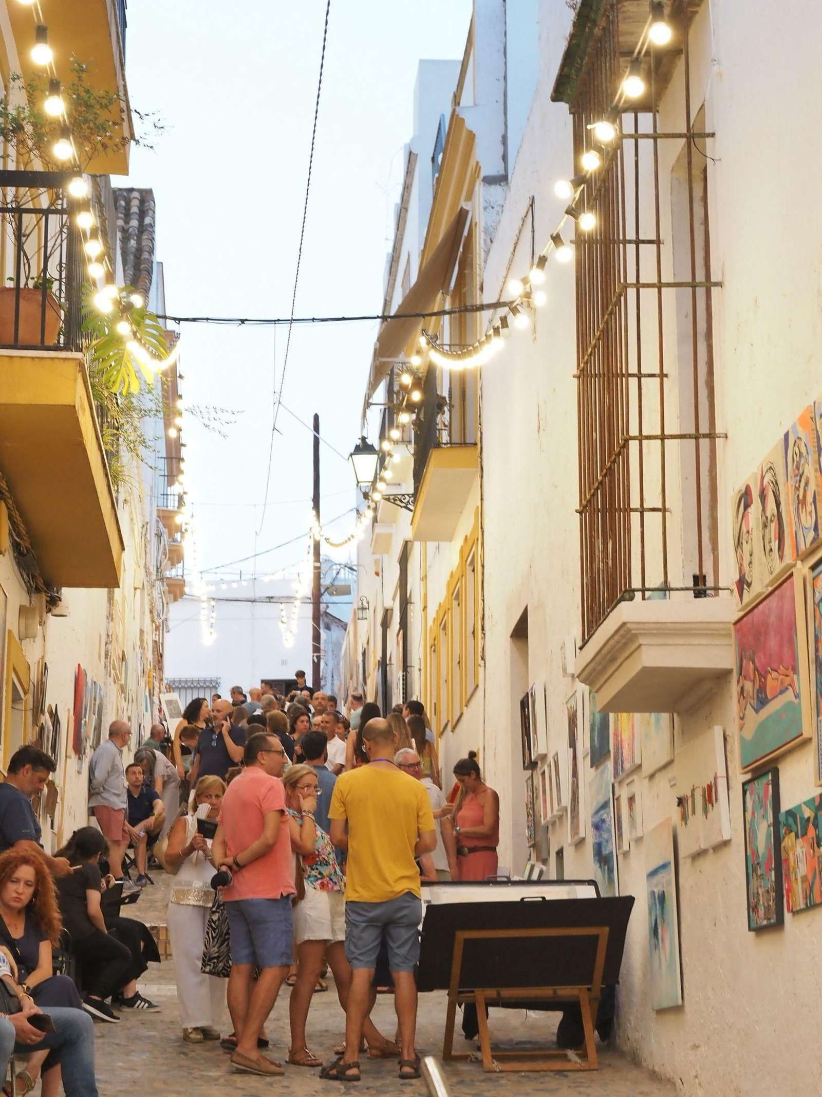 Paseo por el Arte de Ayamonte, el mayor museo efímero a cielo abierto, en imágenes
