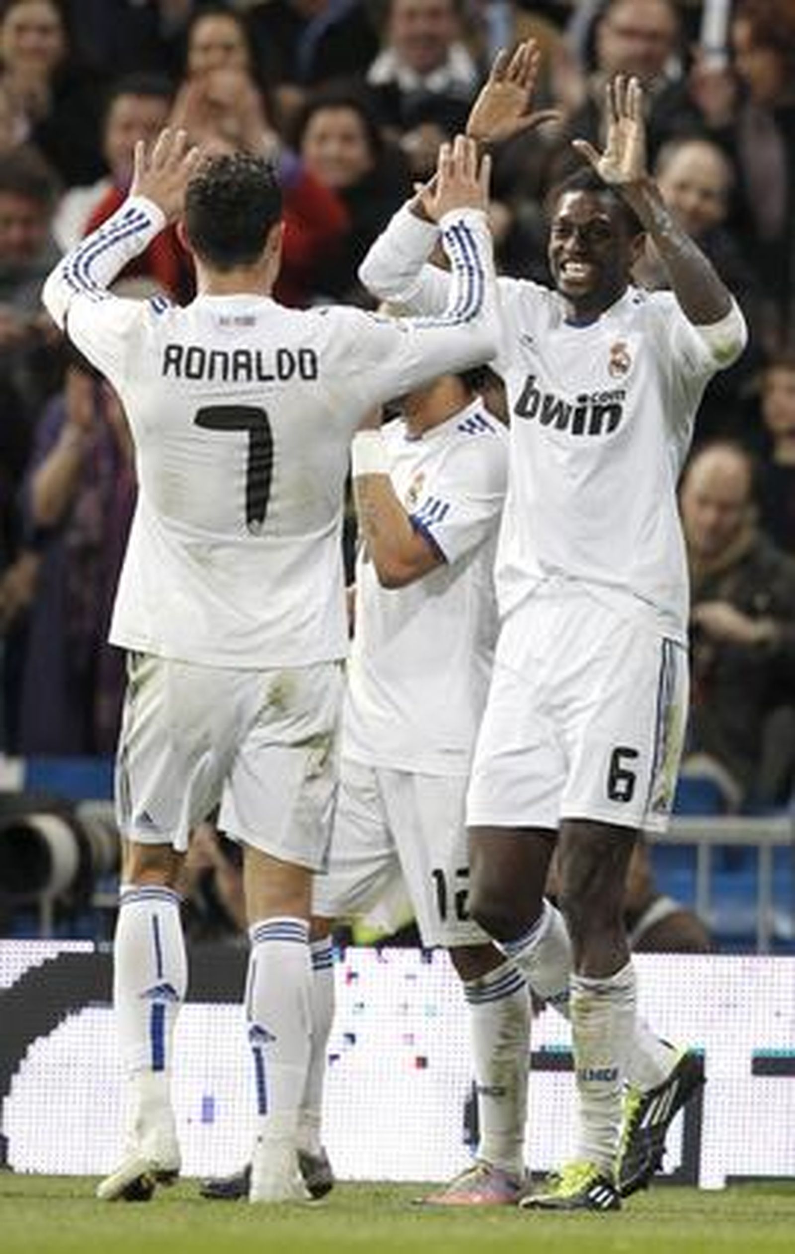 El Real Madrid recupera su mejor versión y vence a la Real Sociedad.

Foto: AFP/ Reuters/ EFE