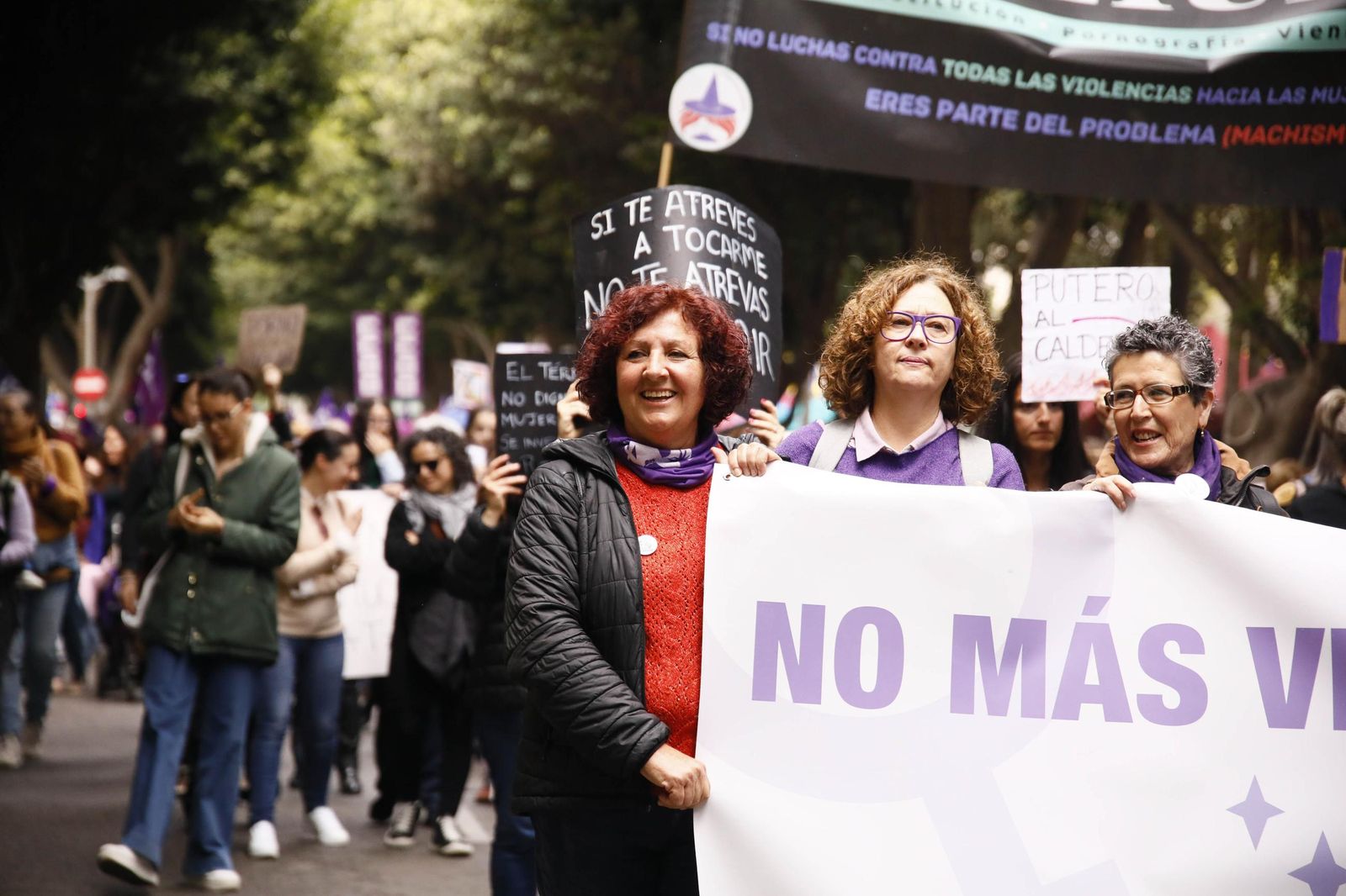 Las imágenes de la manifestación realizada por la Plataforma de Acción Feminista en Almería
