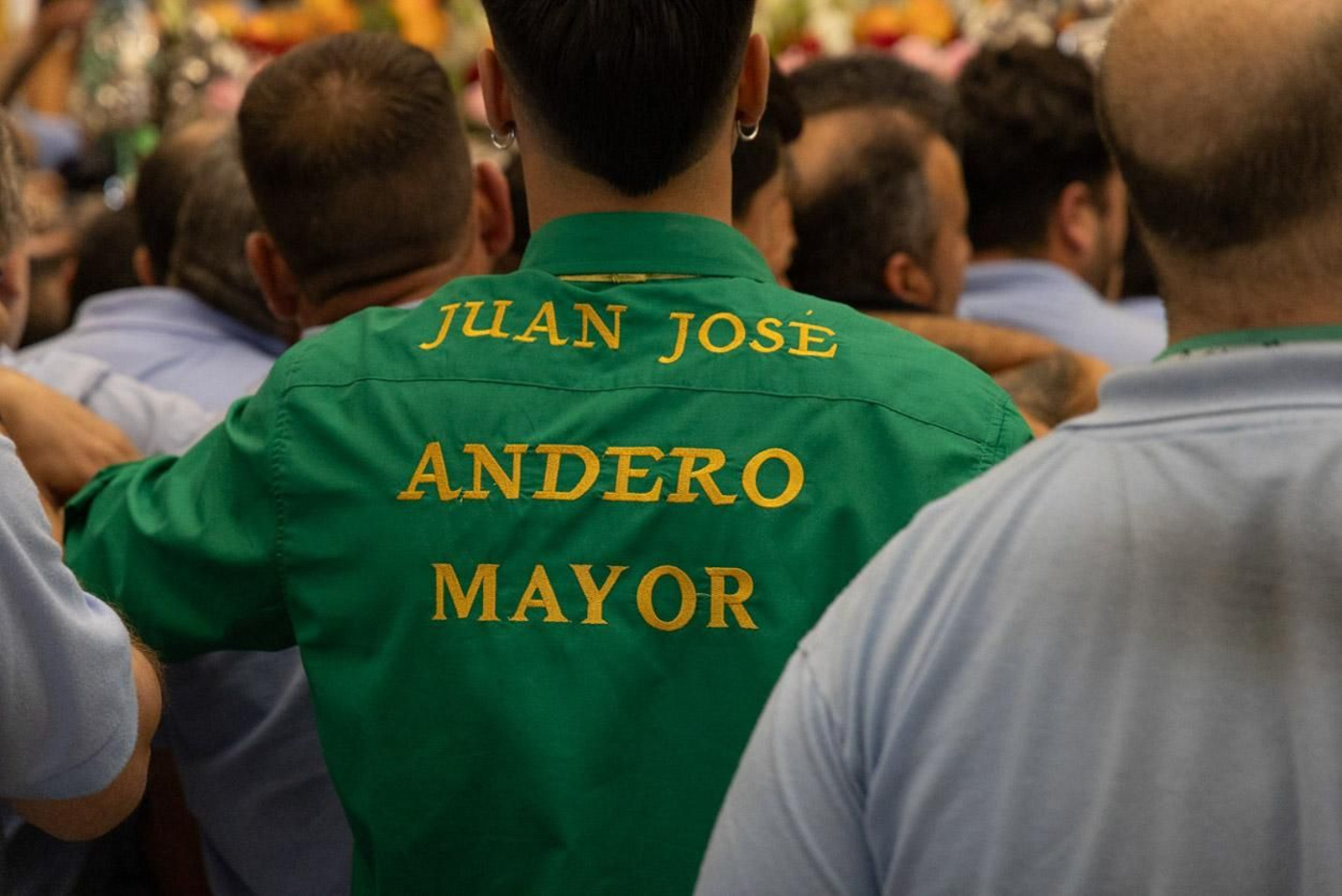 Miles de romeros acuden al encuentro de la Virgen de la Cabeza en su romería