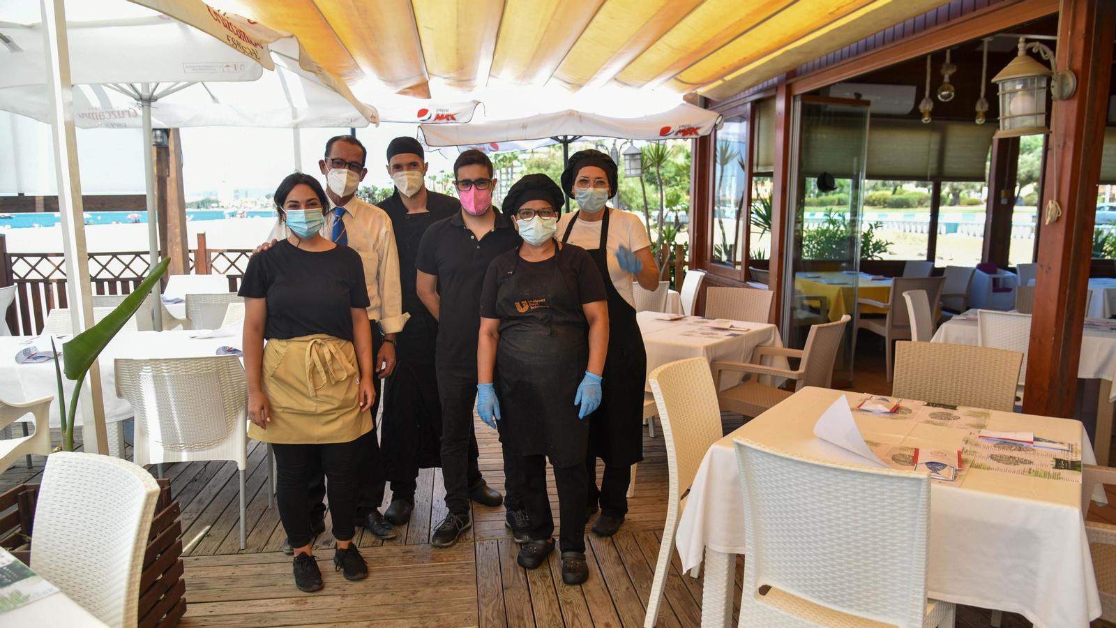 La ruta del espeto por la playa de La Línea