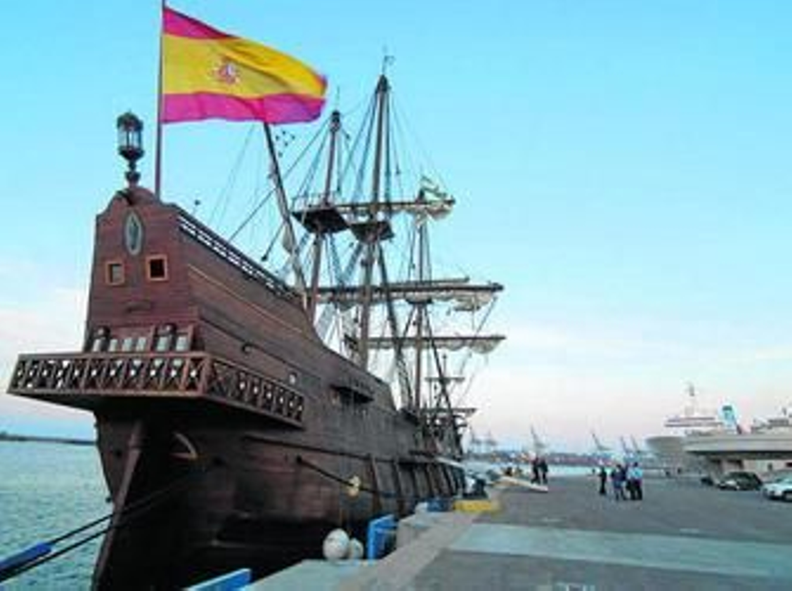 El 'Galeón Andalucía', atracado en el Puerto de Haifa.