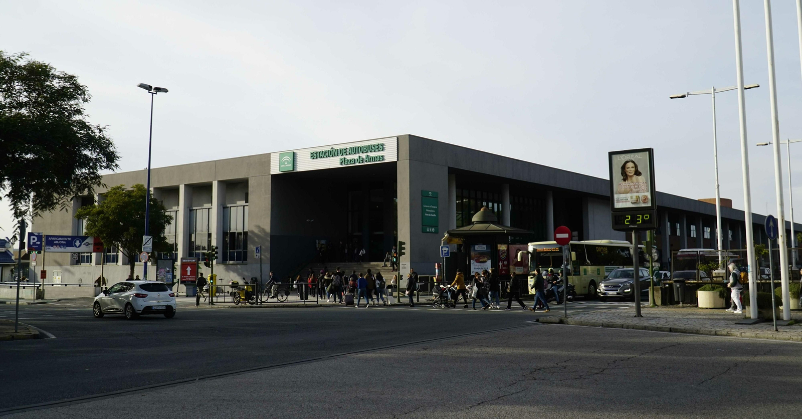En la estación de autobuses de Plaza de Armas se realizó una reforma menor hace unos meses.