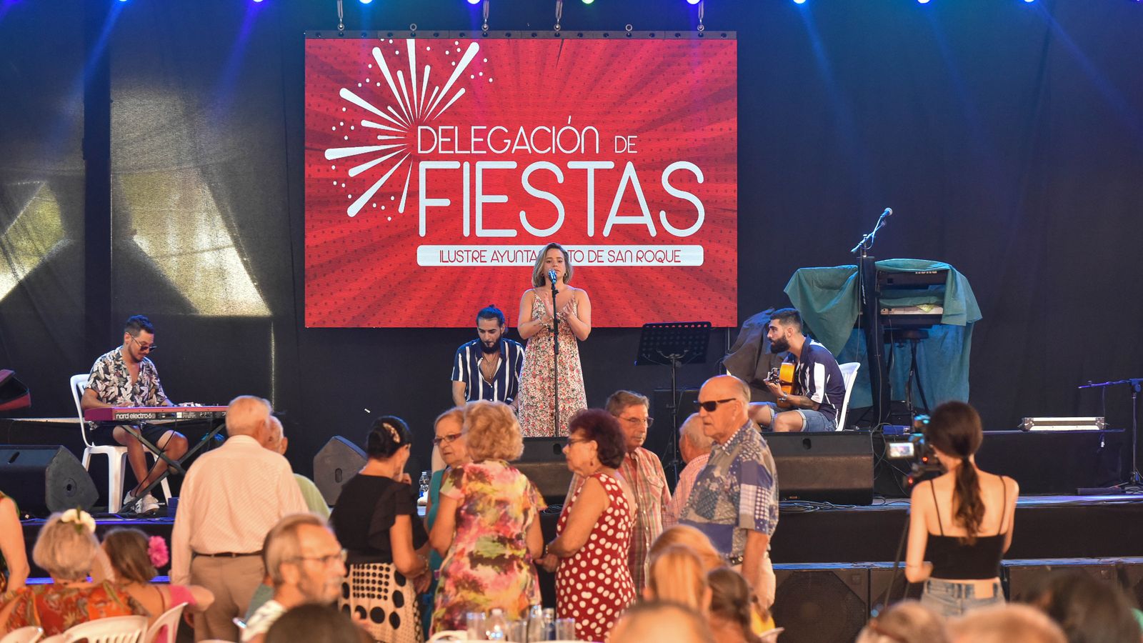 Búscate en las fotos del Domingo Rociero de la Feria de San Roque