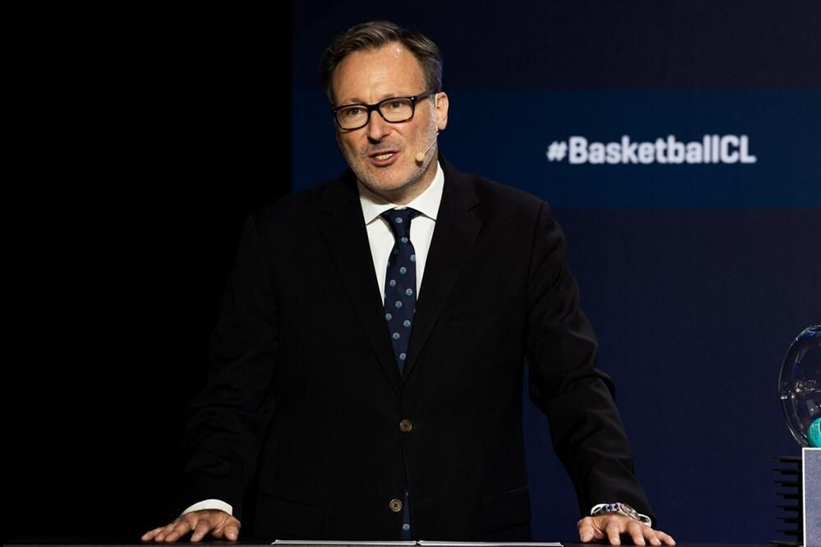 Patrick Comninos, durante el sorteo de grupos de esta temporada.