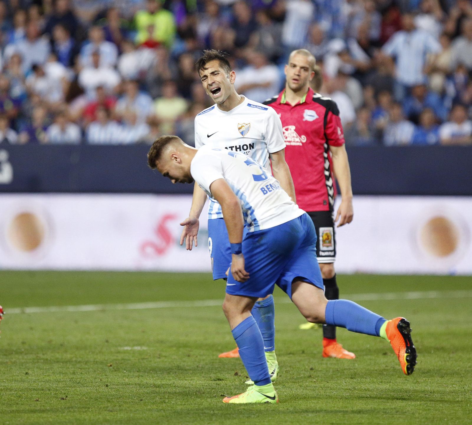 Las imágenes del Málaga-Alavés